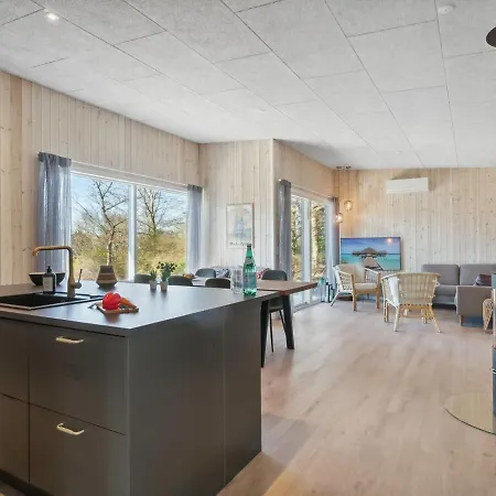Holiday home Filip - 1-2km From The Sea In Djursland And Mols By Interhome *