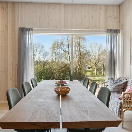 Dom wakacyjny Filip - 1-2km From The Sea By Interhome